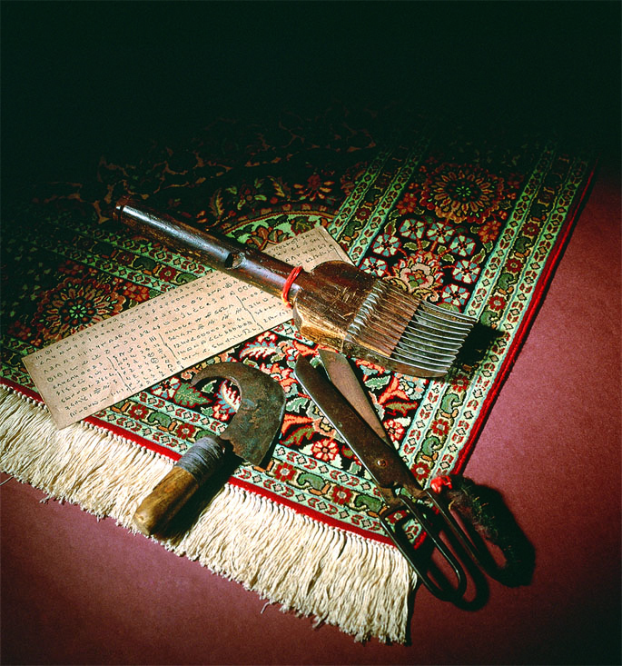 Kashmir Carpets - Handmade Carpets - Silk Carpets - Luxury Carpets - jewel Carpets